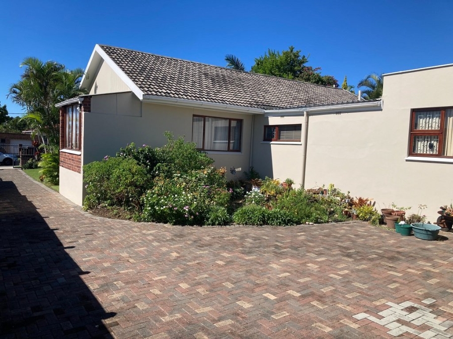 4 Bedroom Property for Sale in Amalinda Eastern Cape